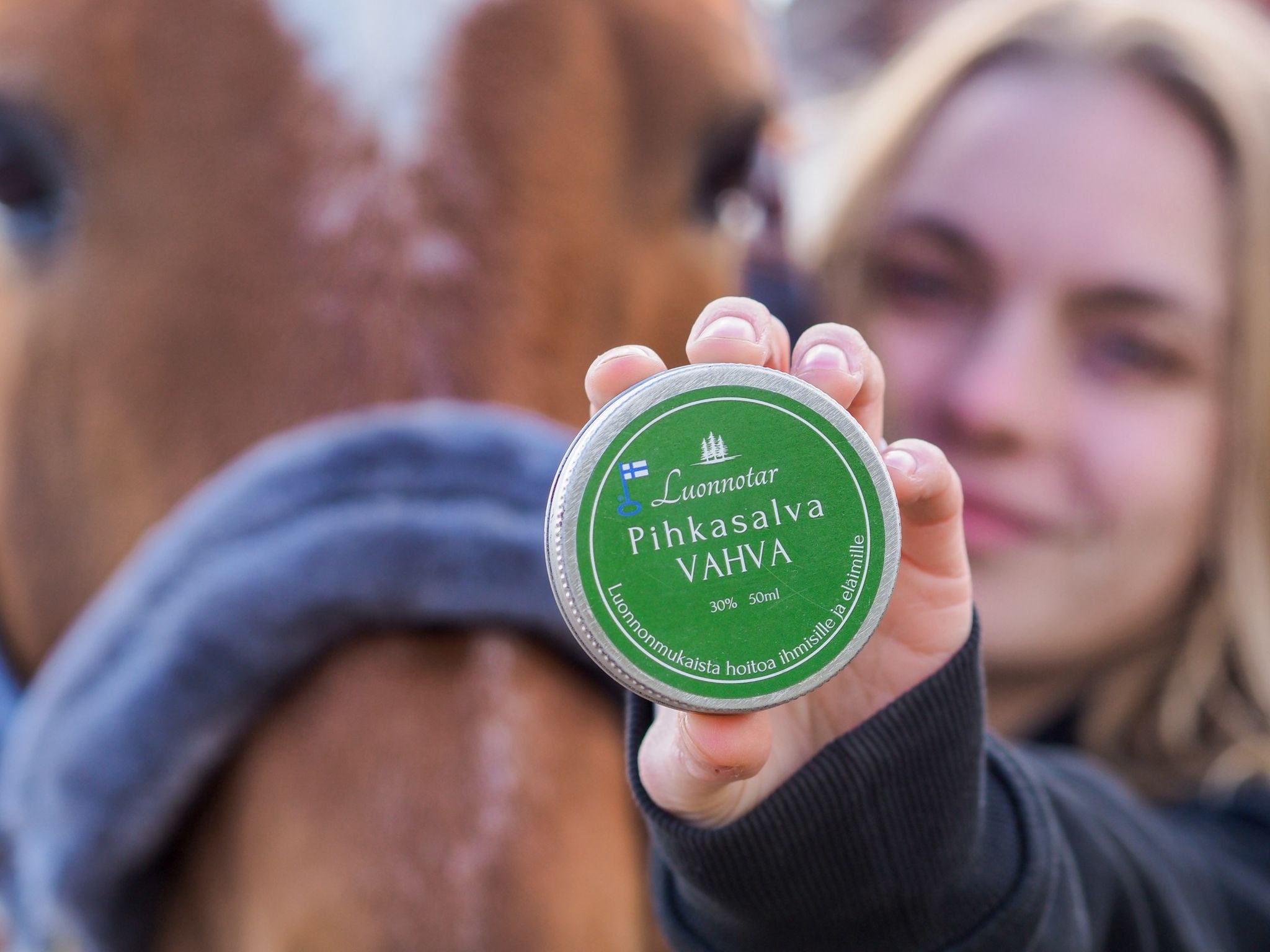 Nyt -30%!🔥 Hevosille Pihkasalva Vahva 30% nyt vieläkin isommassa 100ml koossa!