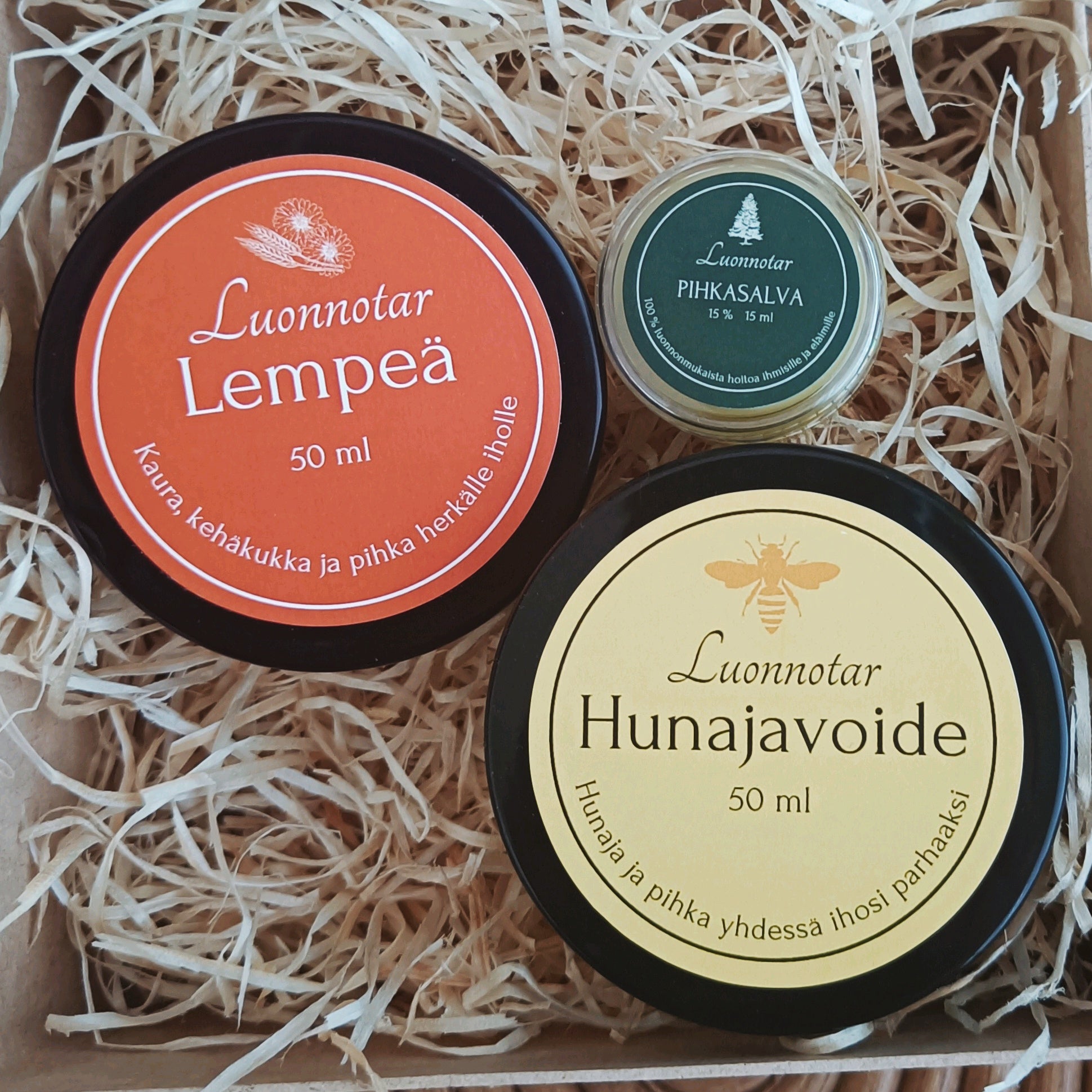 Lempeä + Hunajavoide + Pihkasalva