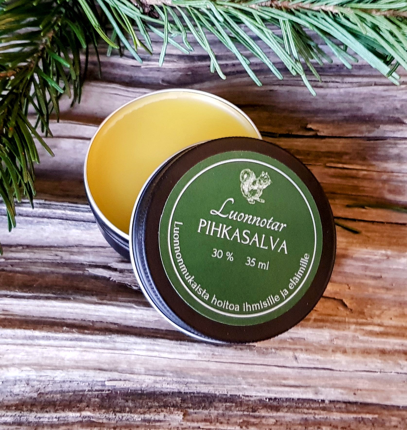 Klassikkomme Pihkasalva Vahva 30% tyylikkäässä mattamustassa 35ml purkissa